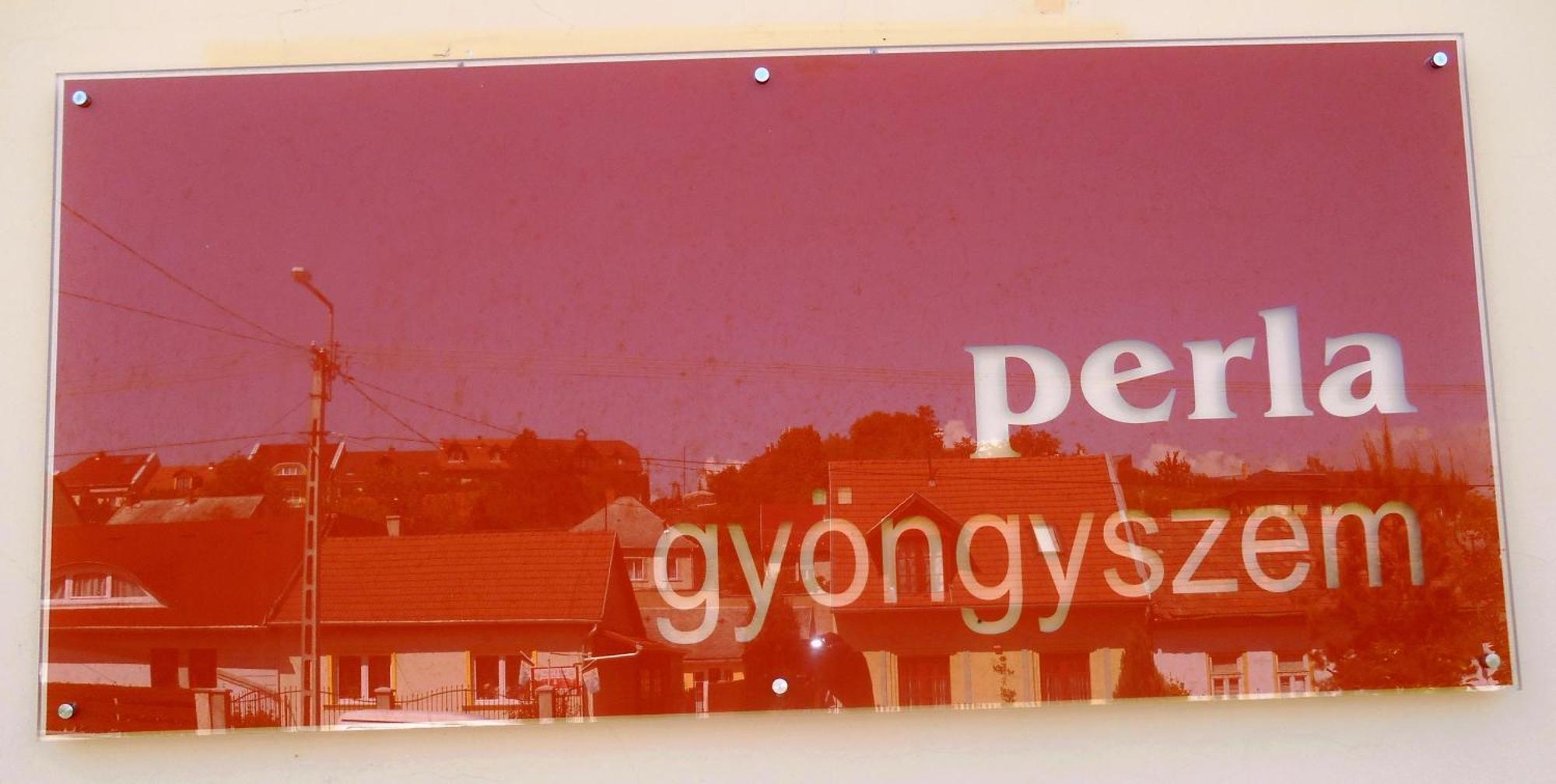 Gyoengyszem Vendeghaz Hotel เอ็กเกอร์ ภายนอก รูปภาพ